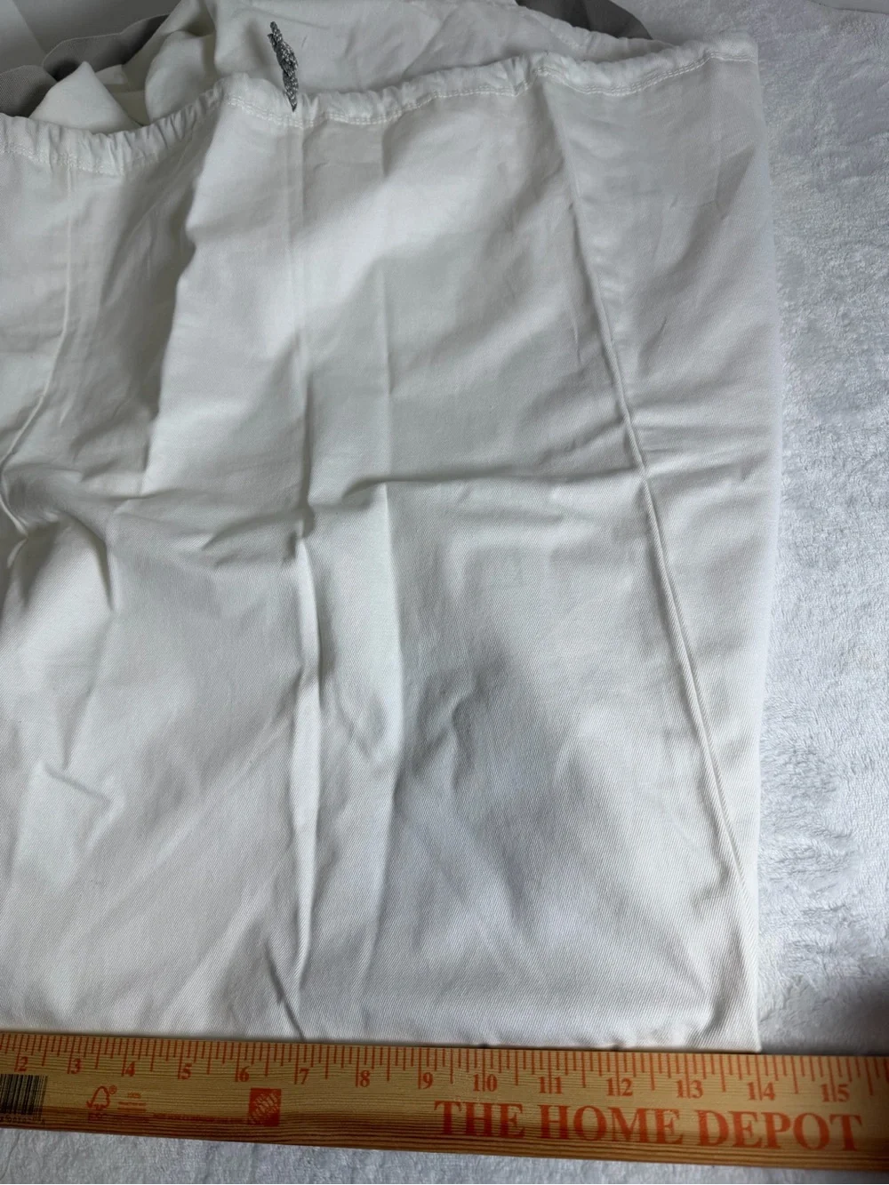RIMOWA White Luggage Travel Dust Cover with Gray Straps